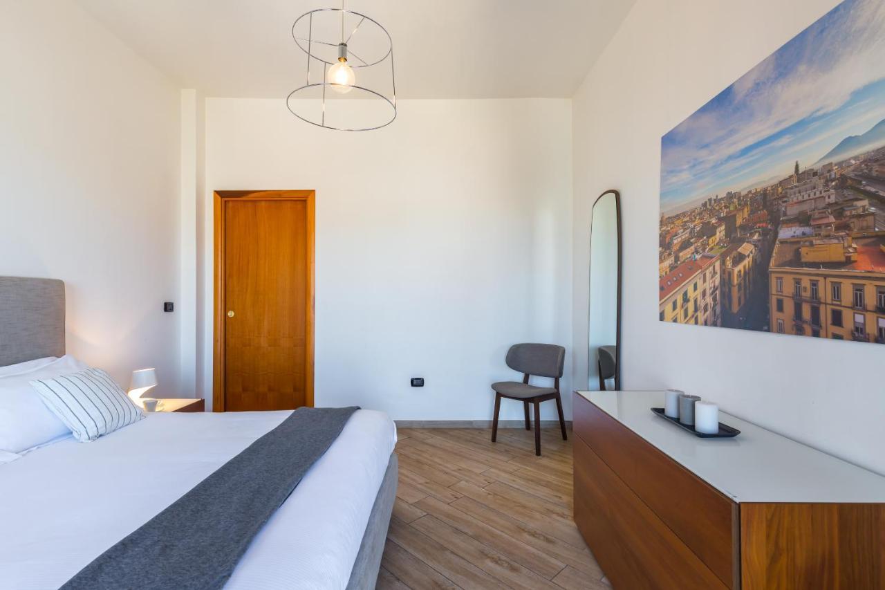 Duomo XI Apartment By Wonderful Italy Nápoly Kültér fotó